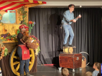 Die kleine Weltbühne - "Der verrückte Obstkarren" - 12.11.2023