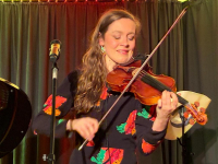 Jördis Tielsch mit Peter Schneider - "Weihnachtszeitreise" - 22.11.2025