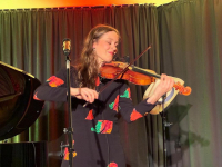 Jördis Tielsch mit Peter Schneider - "Weihnachtszeitreise" - 22.11.2025